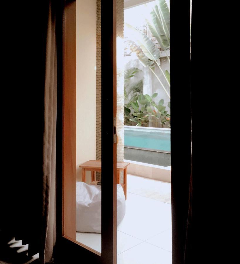Kubu Kenak Guesthouse Seminyak  Ngoại thất bức ảnh