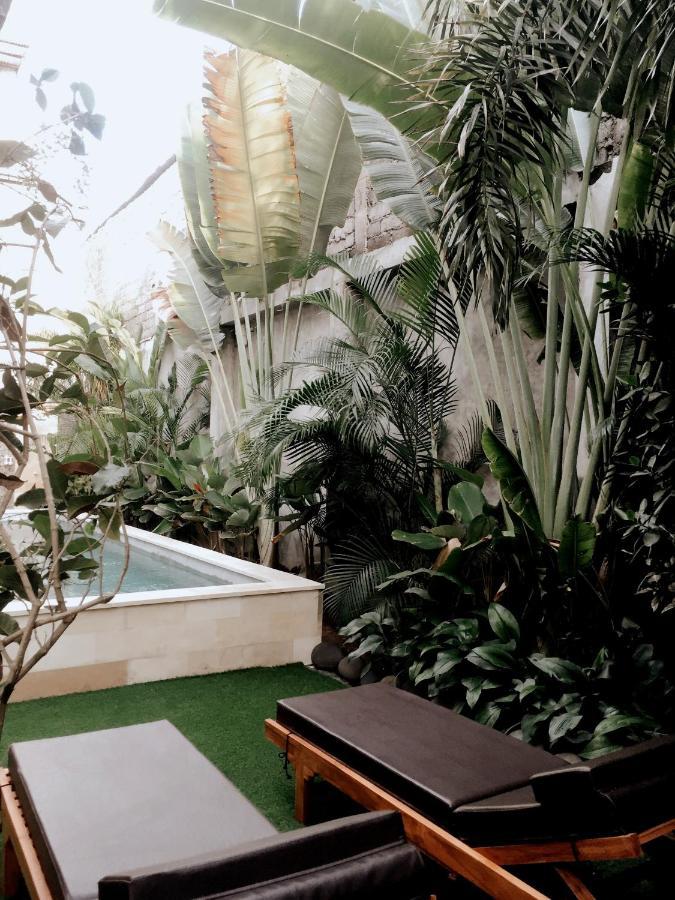 Kubu Kenak Guesthouse Seminyak  Ngoại thất bức ảnh